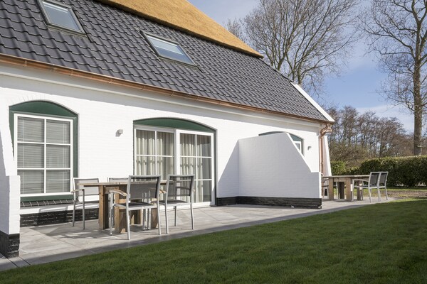 Bouwlust G15: Sfeervol appartement in authentieke boerderij bij bos en golfbaan - thumbnail 1