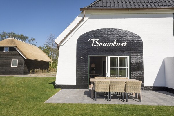 Bouwlust G21: Sfeervolle boerderijwoning bij bos en golfbaan op Texel - thumbnail 3