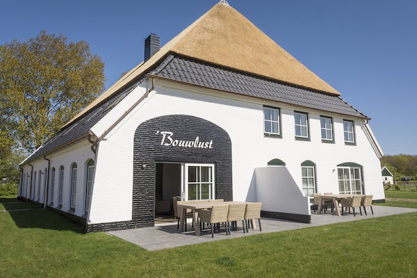 Bouwlust G21: Sfeervolle boerderijwoning bij bos en golfbaan op Texel - thumbnail 1