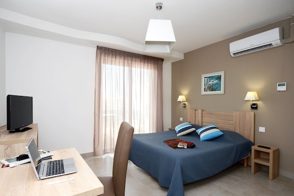 Ruim appartement voor 7 personen in Le Barcares - thumbnail 3