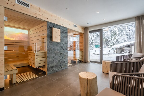 Knus chalet voor 2 met balkon en sauna, vlakbij de piste in Saalbach - thumbnail 6