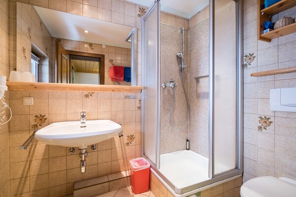 Ruim appartement Jakob 2 in centrum Saalbach-Hinterglemm voor 6 personen - thumbnail 3