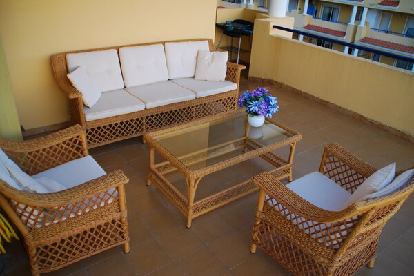 Luxe appartement in Denia met tuin, dakterras en zwembad, 300m van strand - thumbnail 2