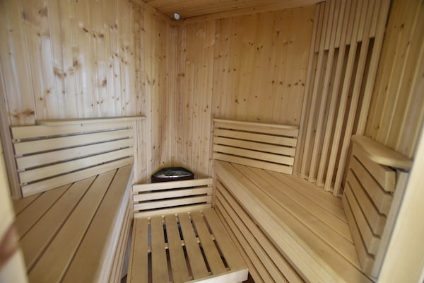 8-persoons vakantiehuis met wellness in Zierow op 500m van zee - thumbnail 6