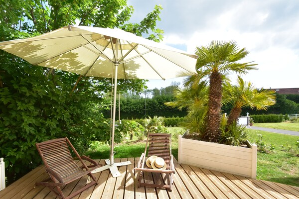 Modern vakantiehuis in Quinéville met panoramisch zeezicht, tuin & bbq - thumbnail 6