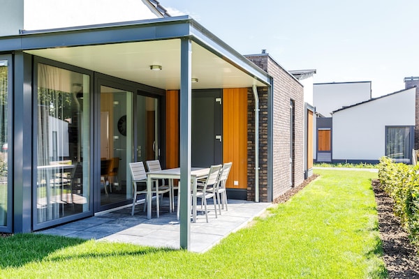 Vrijstaande villa op 5-sterrenpark Buitenhof De Leistert in Midden-Limburg - thumbnail 6