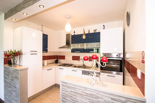 Ruim appartement voor 8 personen nabij Gruda, met tuin en barbecue - thumbnail 4