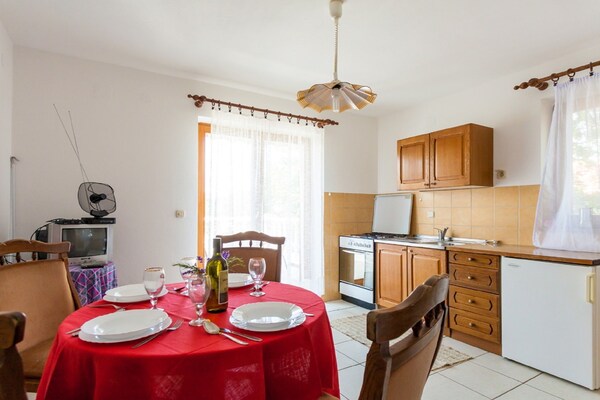 Knus appartement voor 2 in Malinska, vlakbij strand en centrum - thumbnail 2
