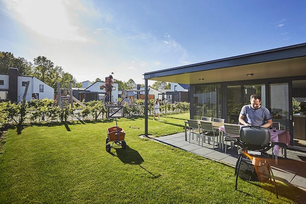 Villa Buitenhof De Leistert 27: Luxe gezinsvilla met privétuin en speeltuin in hartje Limburg - thumbnail 6