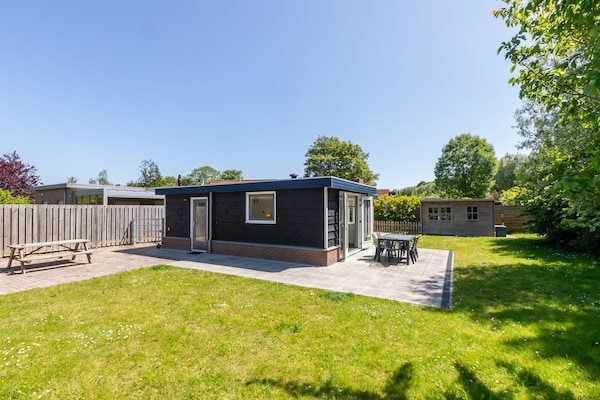 Vrijstaand vakantiehuis aan Veerse Meer met tuin en golfbaan - thumbnail 2