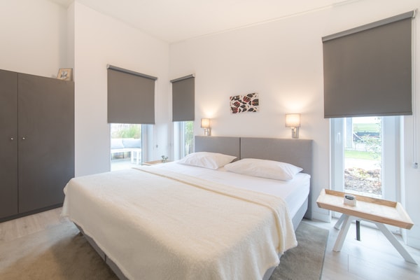 Water Resort Oosterschelde 46: Luxe vakantiehuis aan de Zeeuwse kust - thumbnail 3