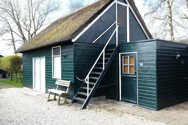 Knus vakantiehuisje in Dwarsgracht, op steenworp afstand van Giethoorn - thumbnail 1