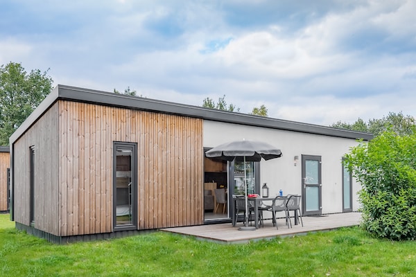Modern chalet met wellness in bosrijk Drenthe bij Borger - thumbnail 1