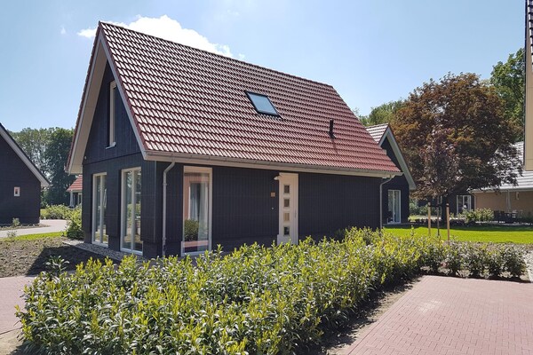 Villapark Ehzerburg 2: Luxe vakantievilla voor 8 personen in Almen - thumbnail 5