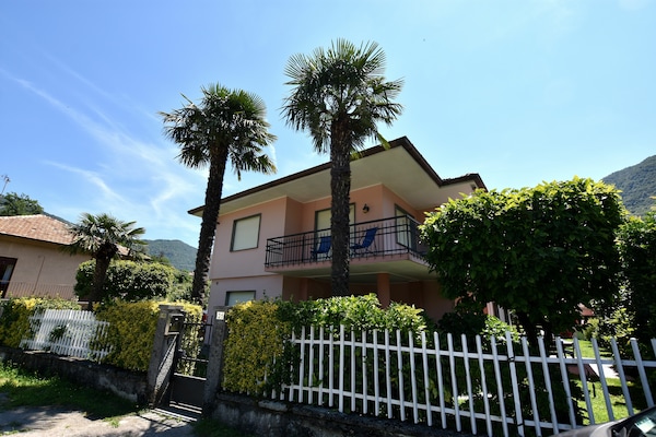 Luxe gerenoveerde villa Cherry House in Mergozzo - thumbnail 2