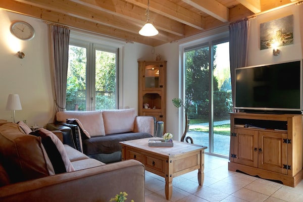 Vrijstaand vakantiehuis op de Veluwe met tuin, 4 slaapkamers, hond welkom - thumbnail 2