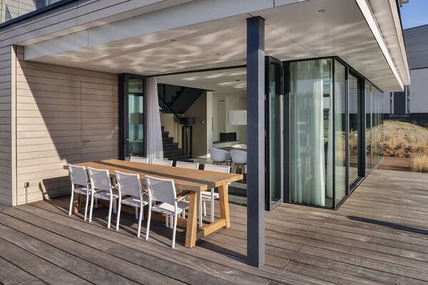 Luxe watervilla met haard en steiger aan het Veerse Meer, huisdieren welkom - thumbnail 4