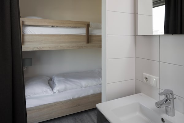 Luxe strandbungalow met 3 badkamers op 700m van de Noordzee - thumbnail 6
