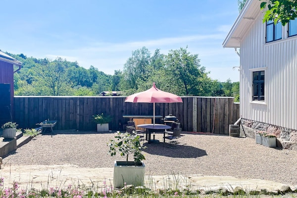 Ruime designvilla aan de golfbaan bij Varekil, Orust – 7 pers. - thumbnail 3
