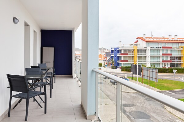 Licht appartement met dakterras en zwembad op 700 meter van de baai - thumbnail 6