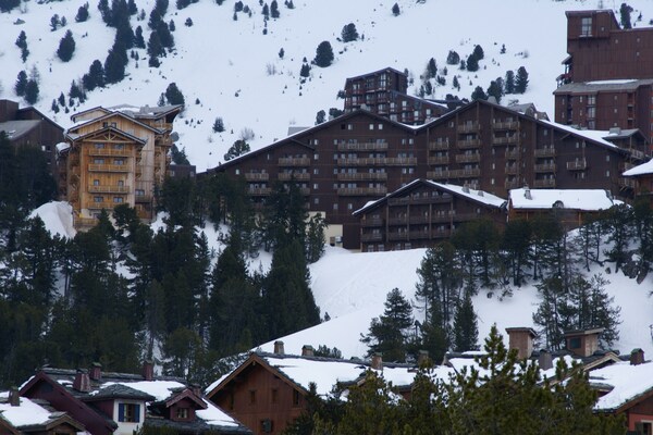 Ruim 12-persoons chalet-appartement direct aan de piste in Arc 2000 - thumbnail 6