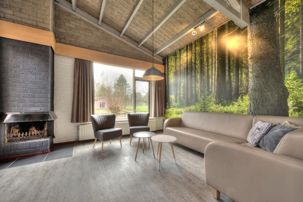 Halfvrijstaande bungalow voor 4 personen op Vakantiepark Weerterbergen - thumbnail 3