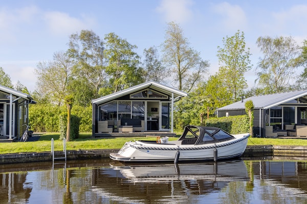 Waterhuisje aan het meer in Friesland voor 4 personen - thumbnail 1
