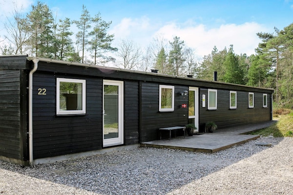 Vrijstaand vakantiehuis met sauna en whirlpool op 300m van zee in Hadsund - thumbnail 6