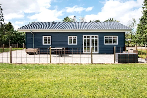 Aan het meer: rustgevend vakantiehuis in Ansager voor 4 personen · 54 m² - thumbnail 1