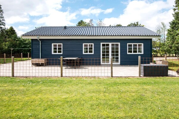 Aan het meer: rustgevend vakantiehuis in Ansager voor 4 personen · 54 m² - thumbnail 1