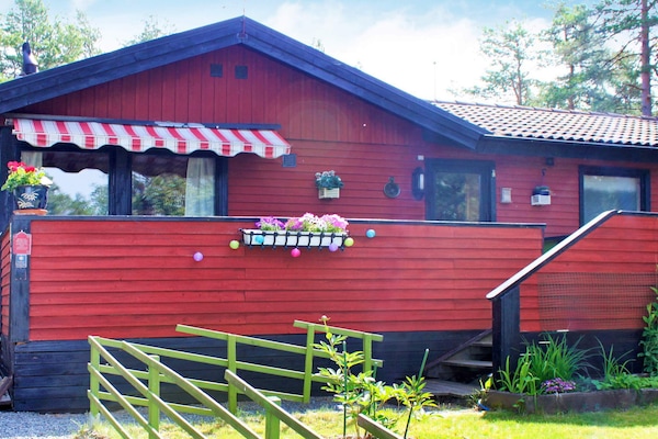 Authentieke Zweedse stuga aan bosrand, 500m van Vänermeer - thumbnail 6