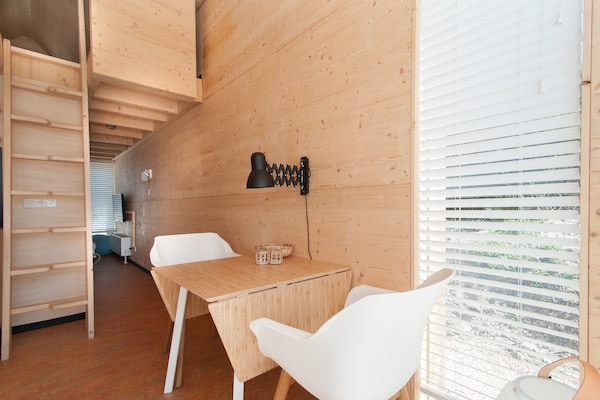Tiny house aan het Grevelingenmeer: duurzaam genieten in Ouddorp - thumbnail 3