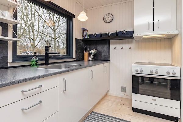 Vrijstaand vakantiehuis op 350 meter van de zee bij Roslev - thumbnail 3
