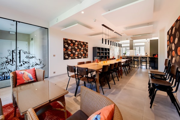 20-persoons landhuis met open haard en 8 badkamers in Bourseigne-Neuve - thumbnail 3