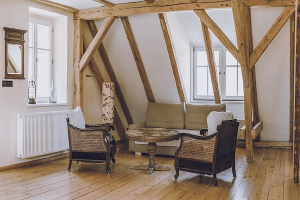 Sfeervol landhuis Dom Sokolik in Janowice Wielkie - thumbnail 1