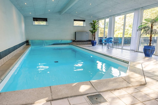 10-persoons vakantiehuis in Hadsund met zwembad en sauna - thumbnail 6