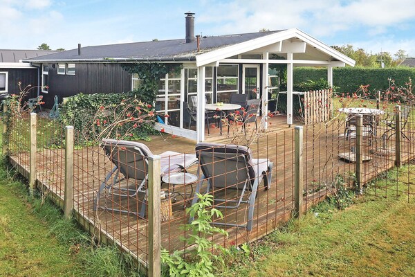 Knus vrijstaand vakantiehuis op Enø, 350m van zee - thumbnail 1