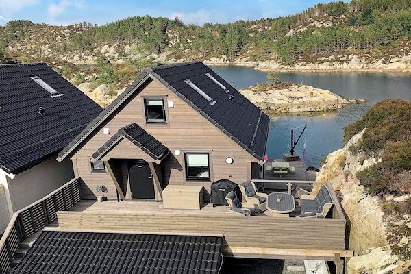 8-persoons vakantiehuis in rorbustijl in Urangsvåg - thumbnail 6