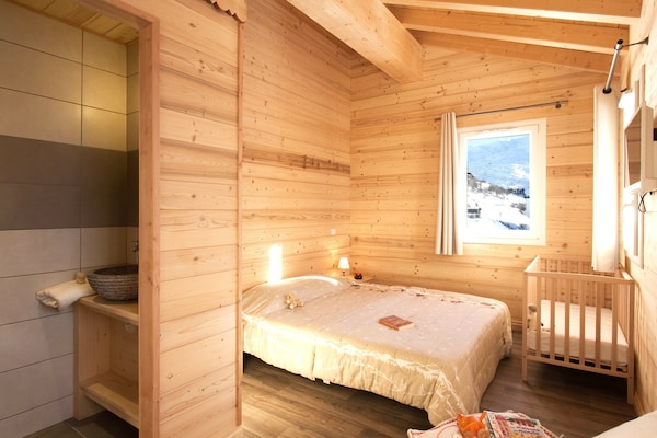 14-persoons chalet aan de piste in Les Menuires - thumbnail 6