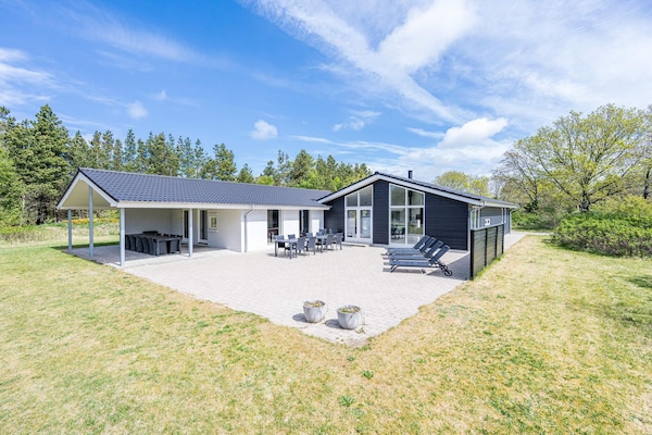 Ruim vakantiehuis in Henne met sauna en whirlpool voor 10 personen - thumbnail 1