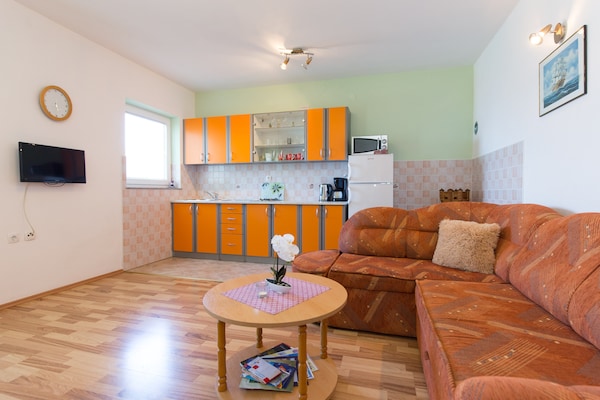 Stijlvol appartement voor 4 in Senj met zwembad en tuin - thumbnail 4