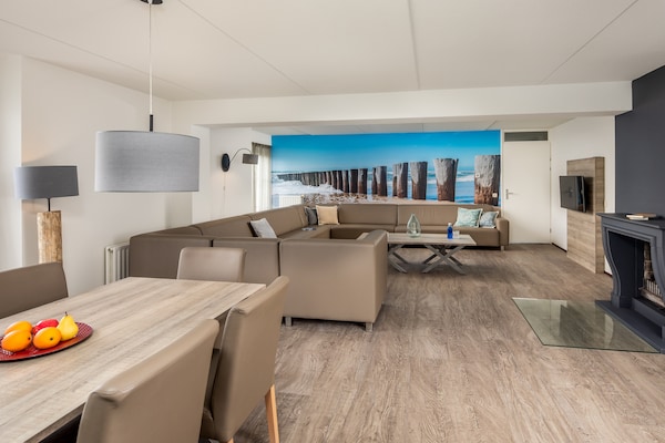 Luxe vrijstaande villa op Noordzee Résidence De Banjaard voor 16 personen - thumbnail 2