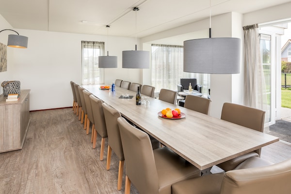 Luxe vrijstaande villa op Noordzee Résidence De Banjaard voor 16 personen - thumbnail 3