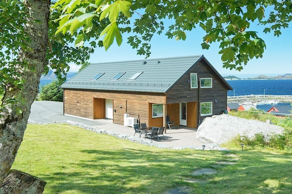 Rustiek vakantiehuis Åram: strand, fjord en alpaca's op 80 meter van zee - thumbnail 5