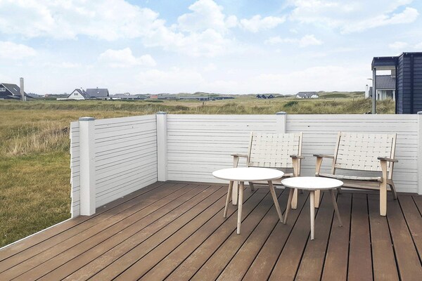Stijlvol vakantiehuis in Klitmøller, 400 meter van de zee - thumbnail 3