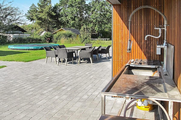Ruim vakantiehuis met whirlpool, sauna en activiteitenruimte op 280m van strand - thumbnail 5