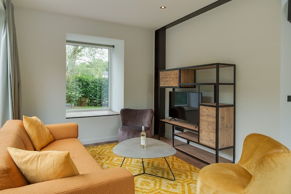 Luxe vrijstaand vakantiehuis aan bos en golfbaan op Texel - thumbnail 3