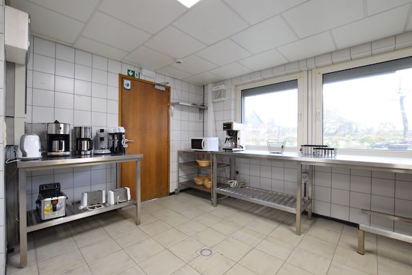 Op 950 m van de piste: ruim vakantiehuis in Vielsalm voor 30 personen - thumbnail 4