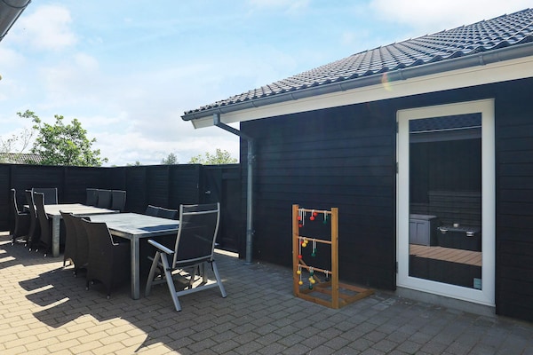 Luxe architectenhuis met 40m² zwembad, sauna & jacuzzi op 600m van fjord - thumbnail 6