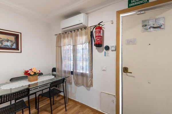 Ruim vakantiehuis voor 8 personen met dakterras in San Sebastián de los Reyes - thumbnail 6